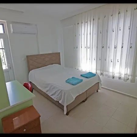 Villa Fethiye'de Merkezi Konumda Ikiz Fethiye